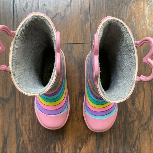 Minnie Mouse Rain Boots - Picture 12 of 13